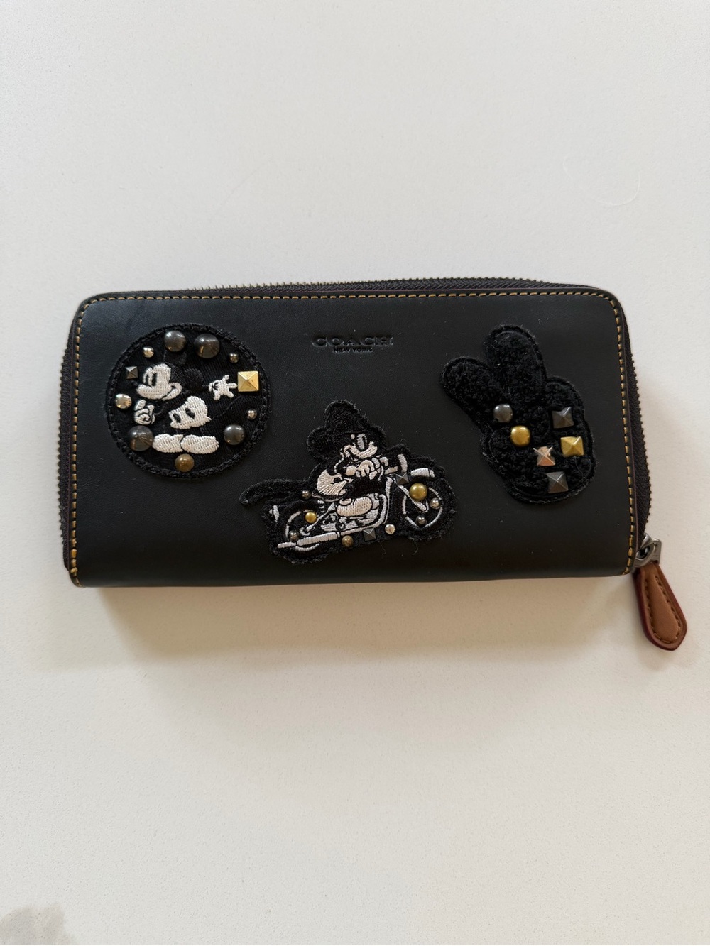Coach X Disney Large Leather Zip Around Wallet Mickey Limited Edition